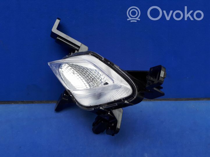 Hyundai i30 Faro diurno con luce led 92207G4200