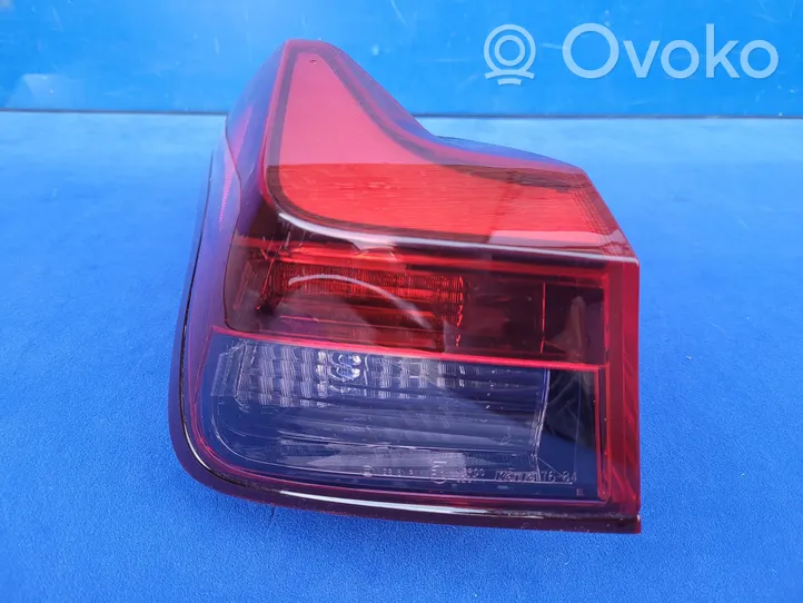 Lexus UX Lampa tylna 7684