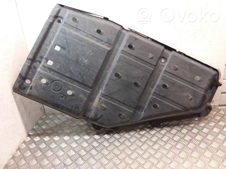 Lexus RX 450H Protezione inferiore del serbatoio del carburante 7764148100