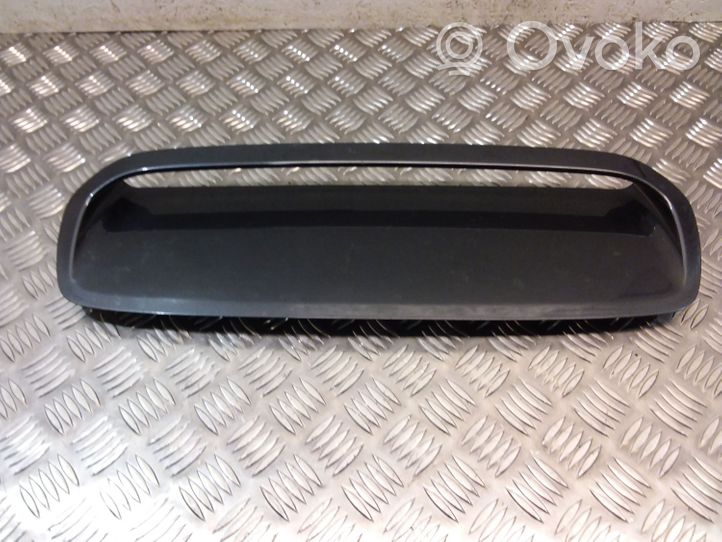 Subaru Legacy Grille calandre de capot 