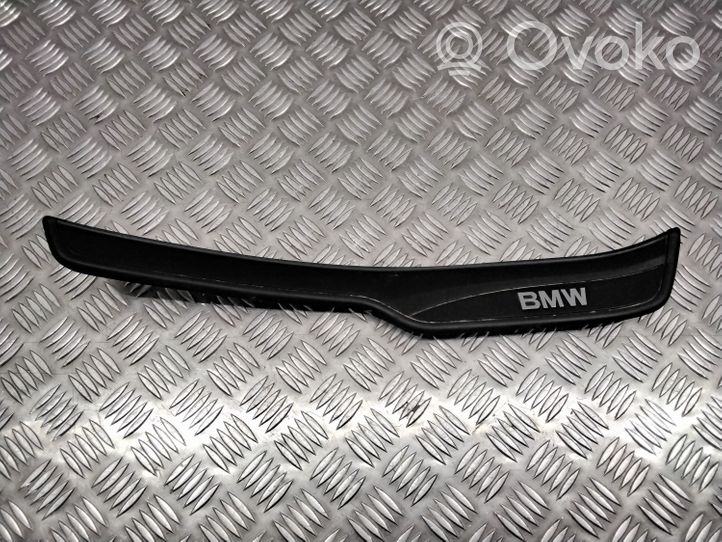 BMW 3 E90 E91 Listwa boczna 7060286