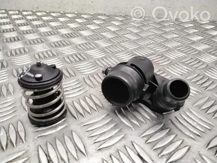 BMW X5 F15 Termostato/alloggiamento del termostato 