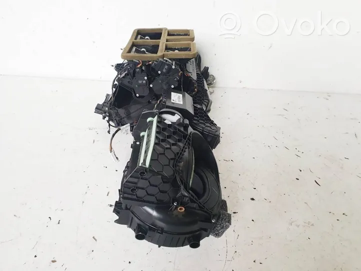 BMW 1 F20 F21 Scatola climatizzatore riscaldamento abitacolo assemblata 9207085