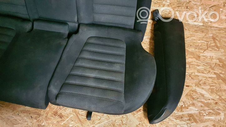 Volkswagen PASSAT B6 Rear seat 3C0885702R