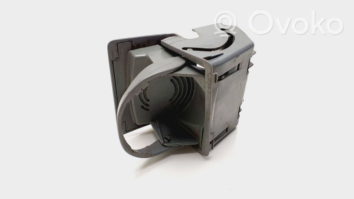 3802683 Iveco Daily 35 - 40.10 Becherhalter Getränkehalter  