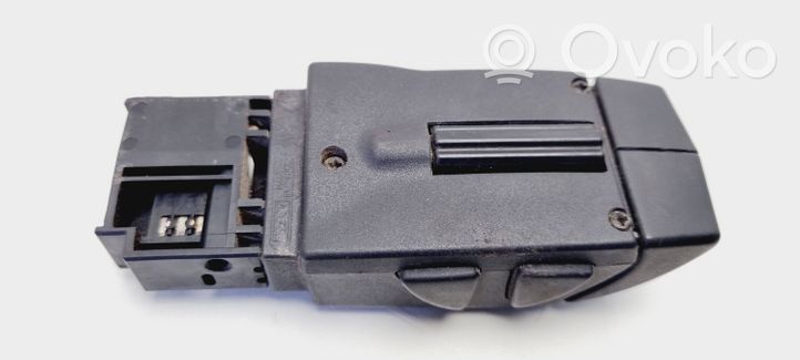 Renault Master II Interrupteur / bouton multifonctionnel 91166323