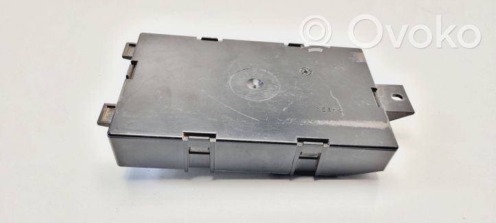 Renault Master II Comfort/convenience module P8200298945