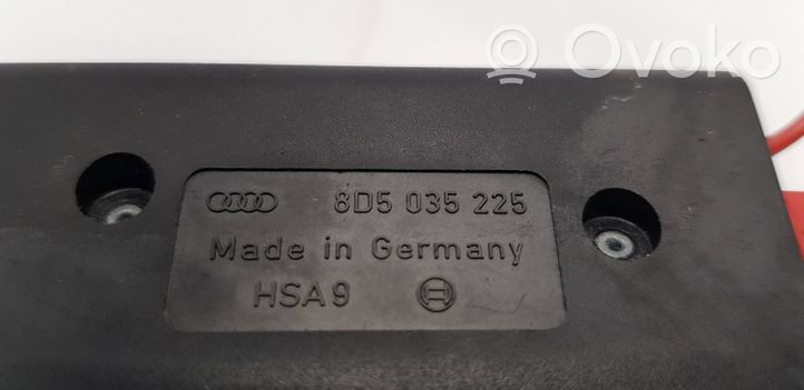 Audi A4 S4 B5 8D Wzmacniacz anteny 8D5035225