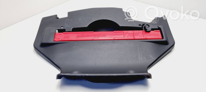 Mercedes-Benz SLC R172 Rivestimento della serratura di emergenza aperta del portellone A1726900541