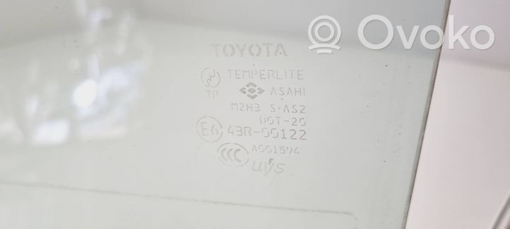 Toyota Prius (XW20) Rear door window glass 