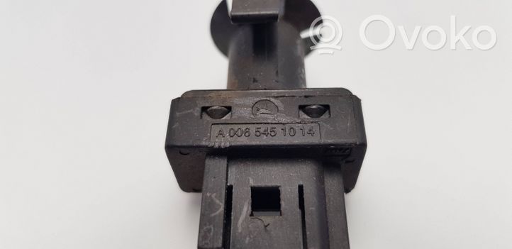 Mercedes-Benz A W176 Czujnik położenia pedału sprzęgła A0065451014