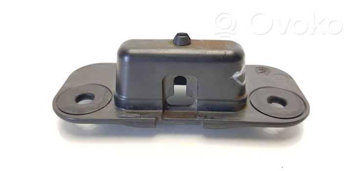 Renault Master III Sliding door lock loop/hook striker 824440002R