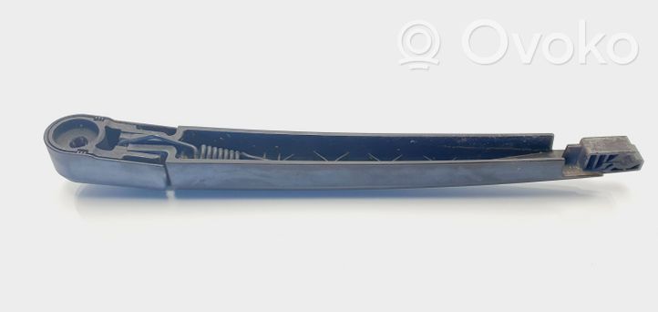 Opel Zafira C Rear wiper blade arm 