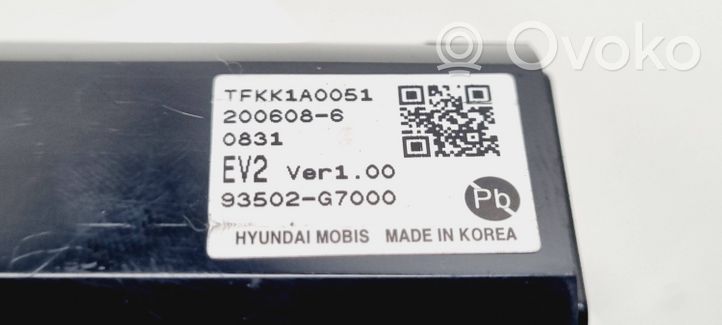 Hyundai Kona I Bouton poussoir de démarrage du moteur 93502G7000