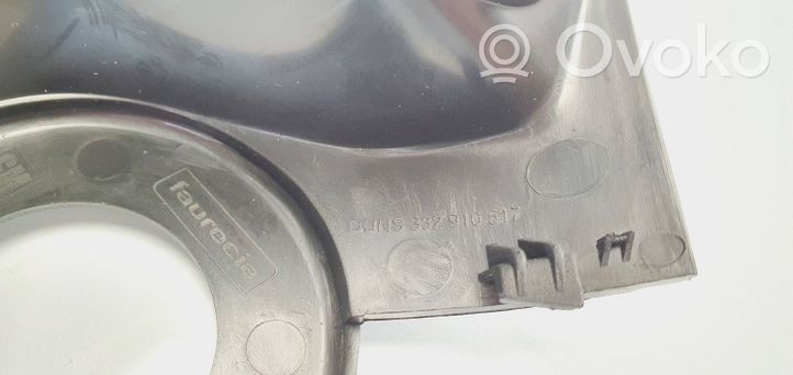 Opel Zafira C Ohjauspyörän pylvään verhoilu 332910517