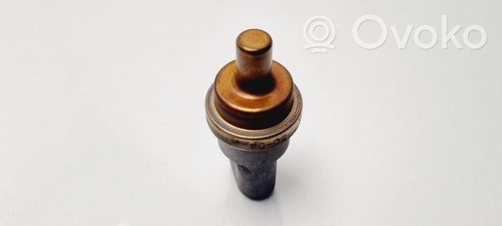 Audi A4 S4 B7 8E 8H Sonde de température de liquide de refroidissement 06A919501