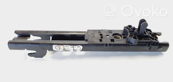 Mercedes-Benz C W203 Rail de réglage hauteur de ceinture de sécurité A2038600188