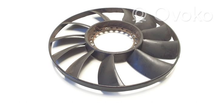 Volkswagen PASSAT B5.5 Impulsor de ventilador 058121301B