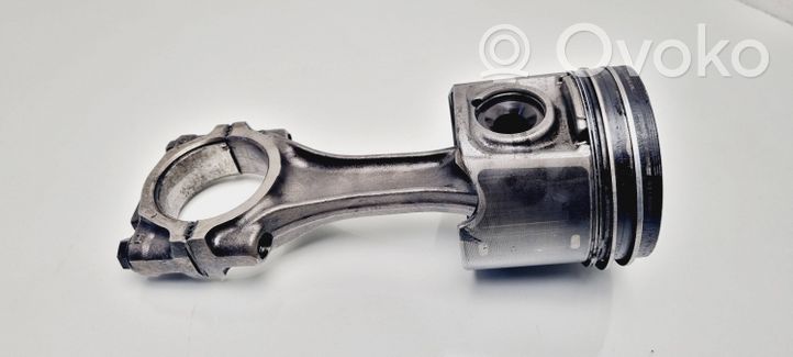 Citroen Jumper Piston with connecting rod 500331966