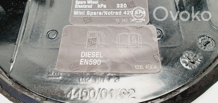 Opel Corsa D Sportello del serbatoio del carburante 13354564