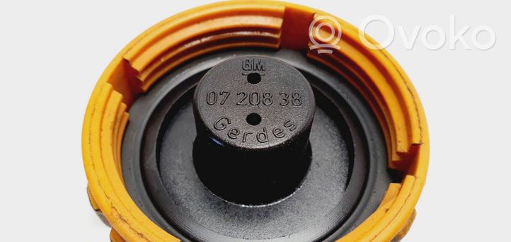 Opel Zafira A Vase d'expansion / bouchon de réservoir de liquide de refroidissement 0720838