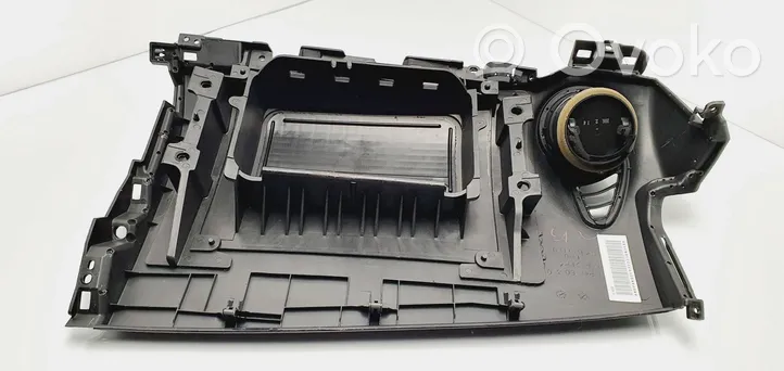 Mazda 3 I Panelės apdailos skydas (šoninis) BP4K60350