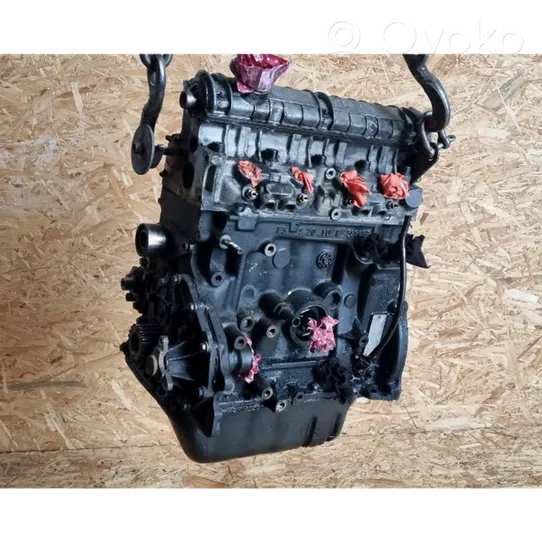 Volvo S40, V40 Silnik / Komplet F8Q