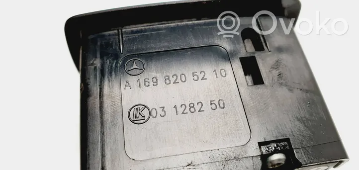 Mercedes-Benz A W169 Interrupteur commade lève-vitre A1698205210