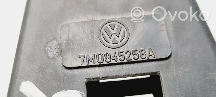 Volkswagen Sharan Portalampada fanale posteriore 7M0945258A