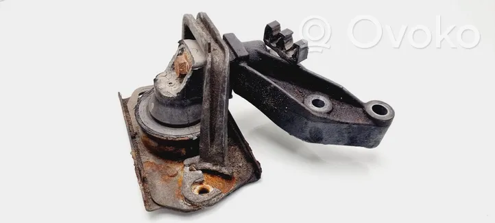 Nissan Primastar Engine mount bracket 