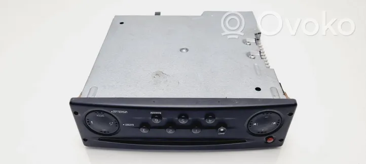 Nissan Primastar Radio/CD/DVD/GPS-pääyksikkö 8200633634