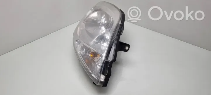 Nissan Primastar Headlight/headlamp 8200701356