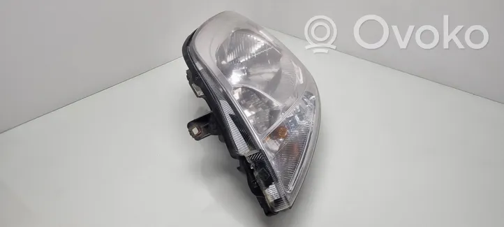 Nissan Primastar Headlight/headlamp 8200701354