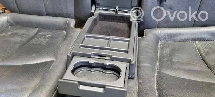 Mercedes-Benz E W211 Garnitures, kit cartes de siège intérieur avec porte A2117201971