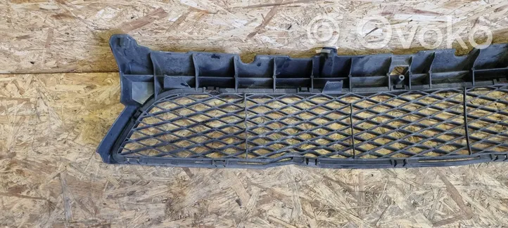 Mazda 3 I Grille inférieure de pare-chocs avant BN8V501T1