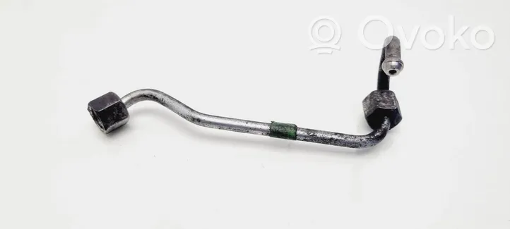 Jaguar X-Type Fuel injector supply line/pipe 