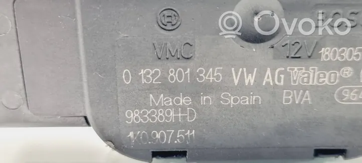 Volkswagen Golf V Motor/activador trampilla de calefacción 1K0907511