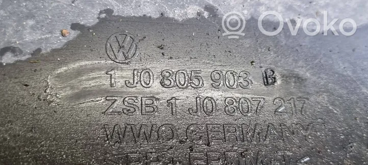 Volkswagen Golf IV Zderzak przedni 1J0807221A