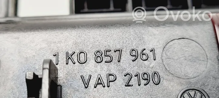 Volkswagen Golf V Posacenere auto 1K0857961