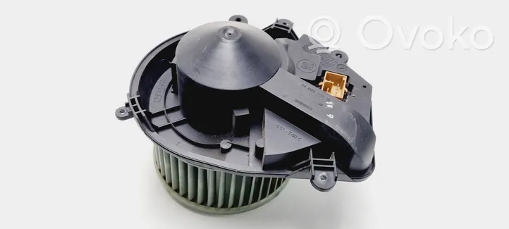 Volkswagen PASSAT B5 Heater fan/blower 8D1820021