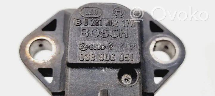 Volkswagen PASSAT B5 Air pressure sensor 038906051