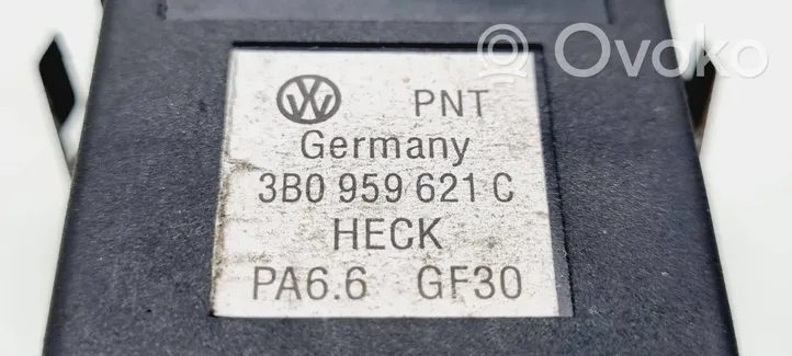 Volkswagen PASSAT B5 Schalter Scheibenheizung 3B0959621C