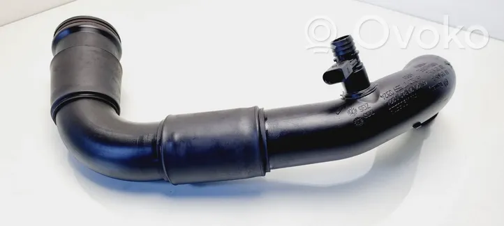 Volkswagen Crafter Tube d'admission de tuyau de refroidisseur intermédiaire 2E0129615B