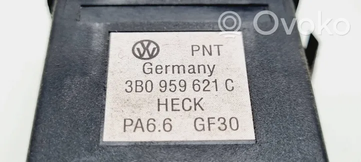 Volkswagen PASSAT B5 Bouton de dégivrage pare-brise 3B0959621C