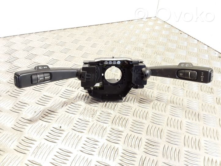 Volvo V50 Wiper turn signal indicator stalk/switch P30710344