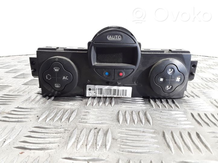 Renault Megane II Climate control unit 8200501456