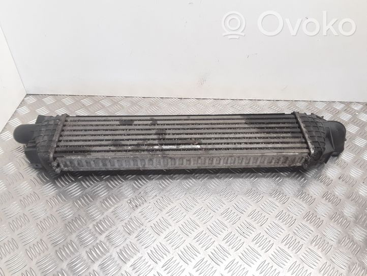 Volvo V50 Радиатор интеркулера 