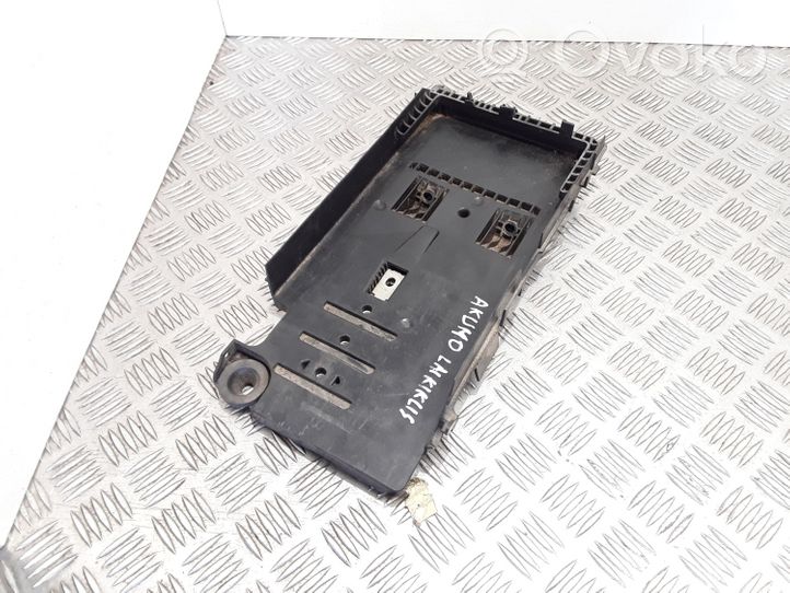 Ford Mondeo MK IV Vassoio batteria 6G9110723A