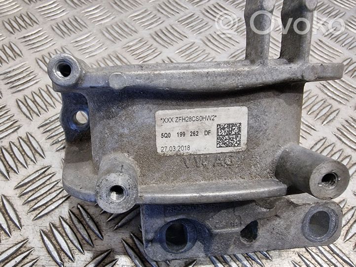 Volkswagen Touran III Soporte de montaje del motor 5Q0199262DF