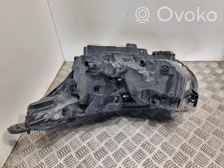 Ford S-MAX Phare frontale 90061015